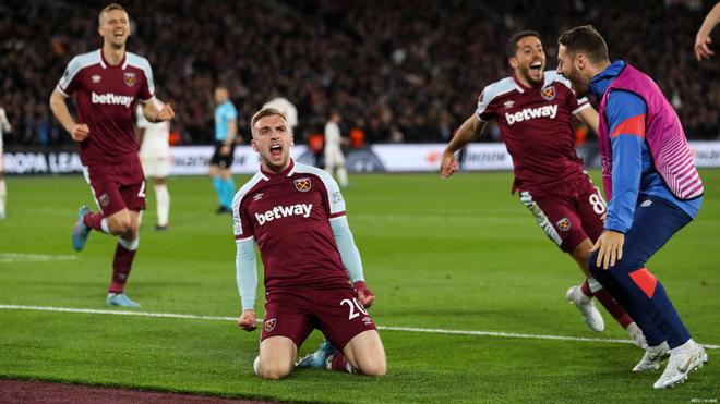 全英羽球赛｜陈康乐脚伤无阻斗志 乐娜再战劲敌日女双