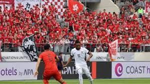 一打步行者就来劲！里夫斯第二节轰下15分，湖人轰出40-22反超